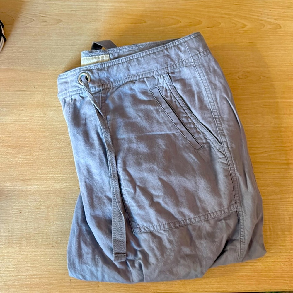 Banana Republic Gray linen cargos Size 10